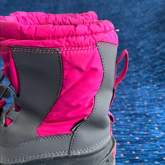 The North Face girls size 2 Alpenglow winter boots Fuchsia and Charcoal - Picture 5 of 10